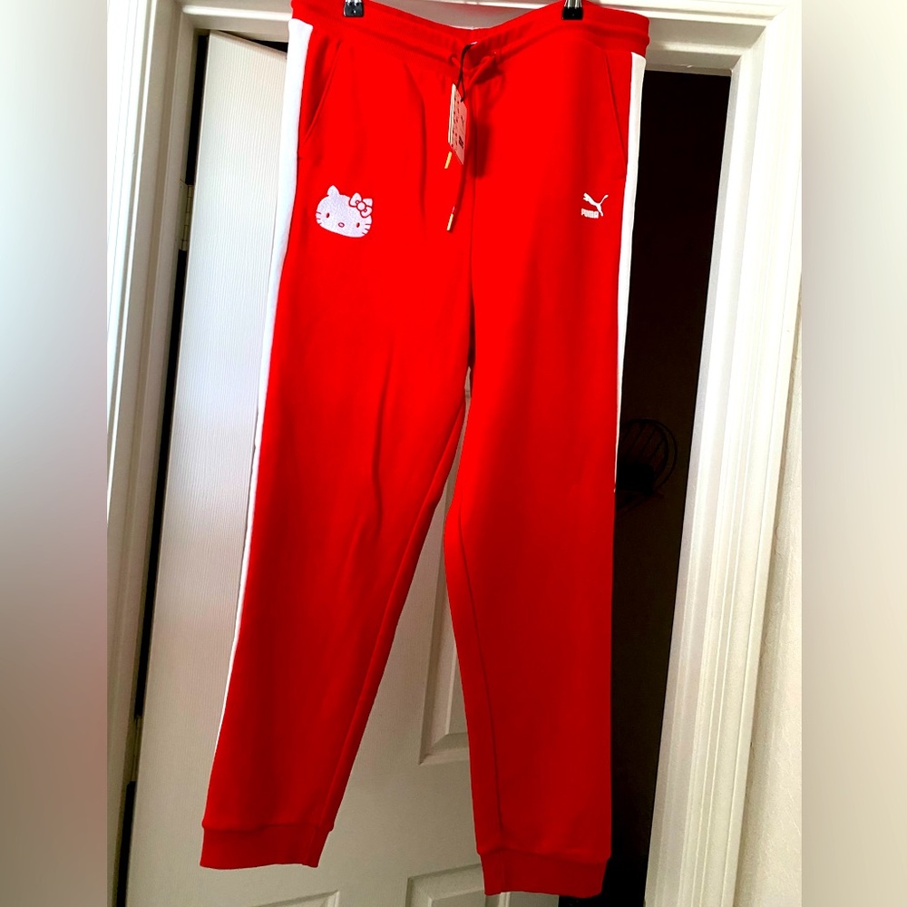 Hello kitty x Puma limited edition pants 
Brand new with tag.
